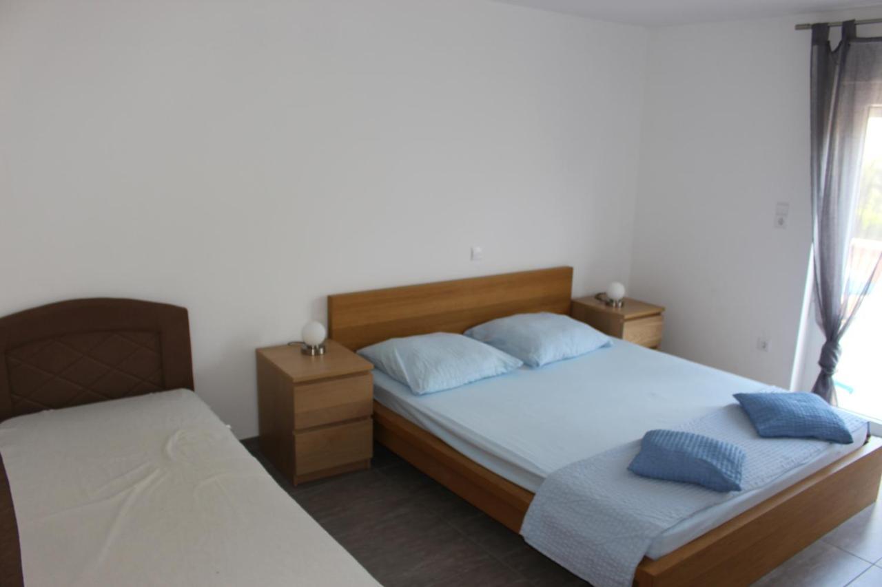 Filipovic Apartmani Медулин Екстер'єр фото