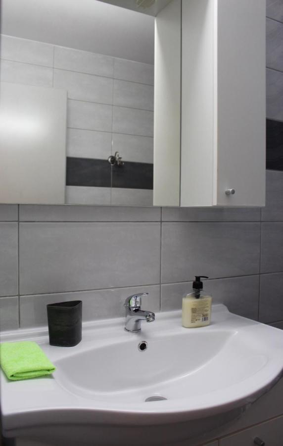 Filipovic Apartmani Медулин Екстер'єр фото